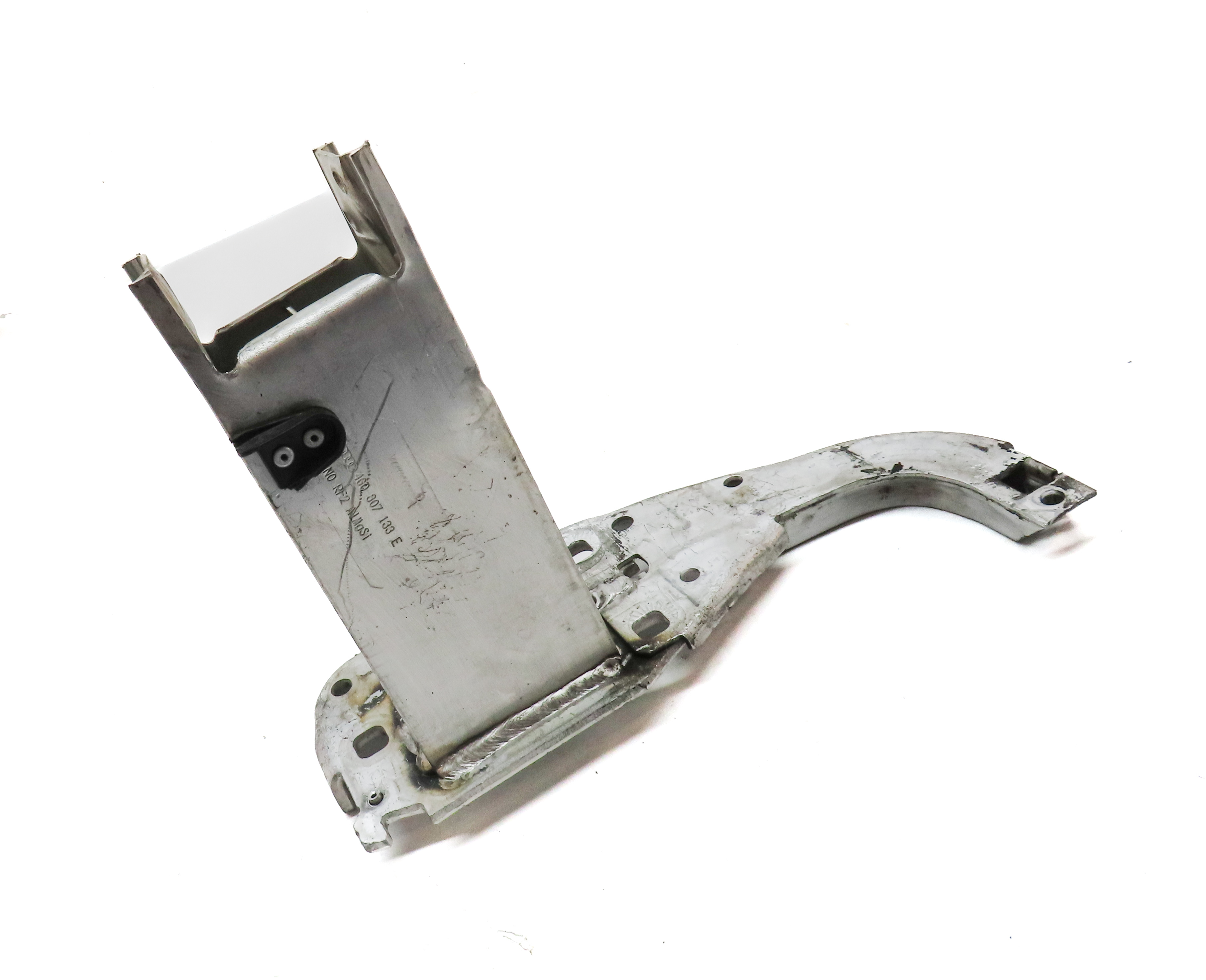 2012-2018 AUDI A6 A7 S6 S7 RS7 (C7 4G8) FRONT LEFT DRIVER BUMPER MOUNT BRACKET — exact item pictured